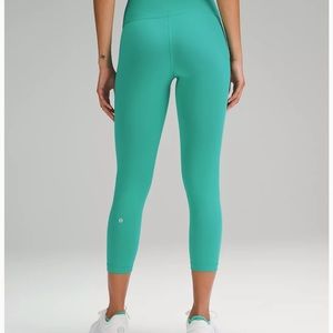 Lululemon Wunder Train HR Crop
